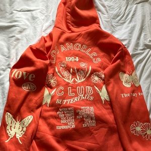 CUTEST orange hoodie! Sleeves are so cute